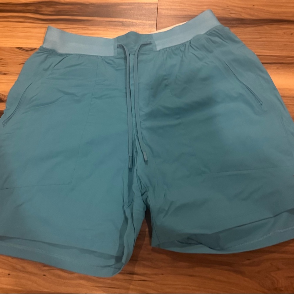 Men’s Lululemon License To Train Short 7”